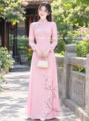 Áo dài truyền thống thêu